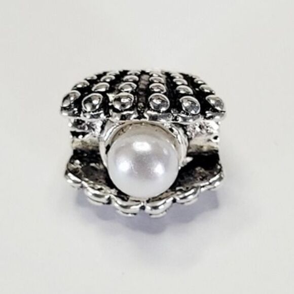 Chill Charms Of Texas Jewelry - NWT Antiqued Tibetan Silver Clamshell Pearl Charm For Pandora Bracelet